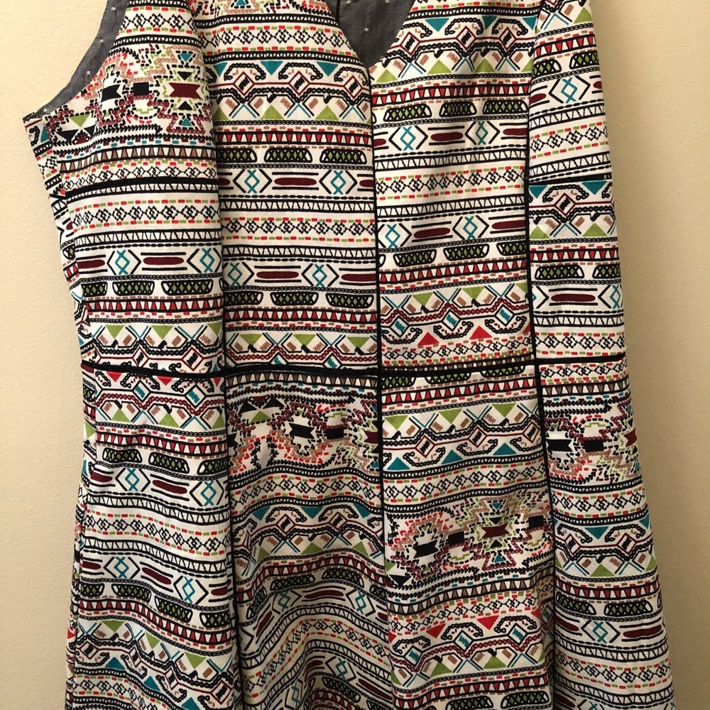 Dressđ - Picture 2 of 5